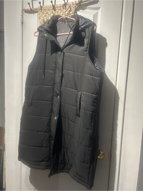 Source Unknown Black Long Quilted Puffer Vest with Hood